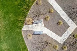 2323 E Levi Dr, Phoenix, AZ 85040 - Photo 23