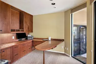 8550 E Vista Bonita Dr, Scottsdale, AZ 85255 - Photo 17