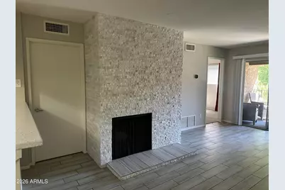 5525 E Thomas Road #Unit R8, Phoenix, AZ 85018 - Photo 5