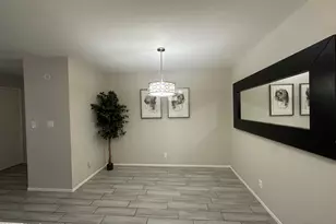 5525 E Thomas Rd, Phoenix, AZ 85018 - Photo 9