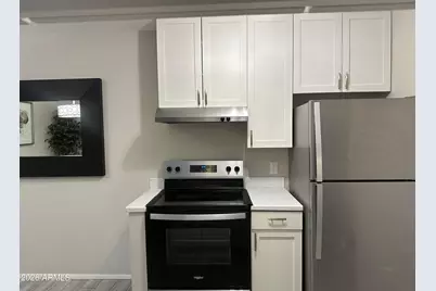 5525 E Thomas Road #Unit R8, Phoenix, AZ 85018 - Photo 7