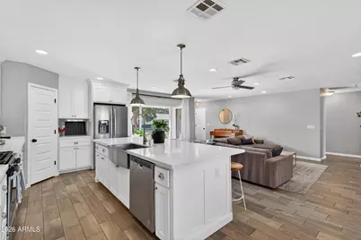 4622 E Virginia Avenue, Phoenix, AZ 85008 - Photo 11