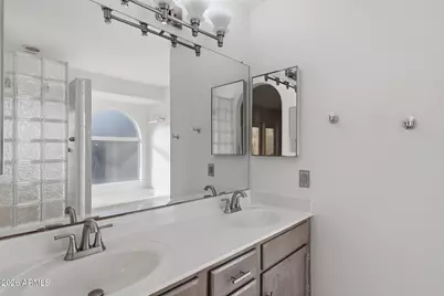 190 S Longmore Street, Chandler, AZ 85224 - Photo 19