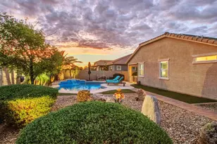 16385 W Soft Wind Dr, Surprise, AZ 85387 - Photo 3