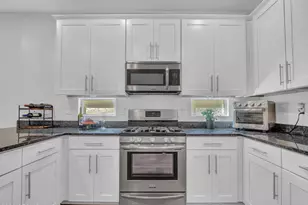 16385 W Soft Wind Dr, Surprise, AZ 85387 - Photo 19