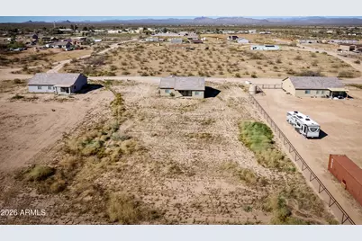 21333 W Sleepy Ranch Road, Wittmann, AZ 85361 - Photo 11