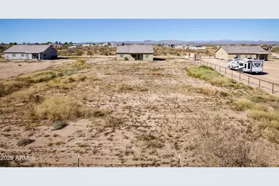 21333 W Sleepy Ranch Road, Wittmann, AZ 85361 - Photo 25