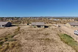 21333 W Sleepy Ranch Rd, Wittmann, AZ 85361 - Photo 23