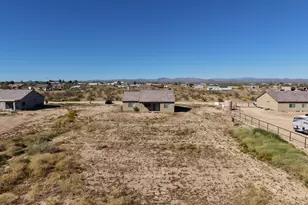 21333 W Sleepy Ranch Rd, Wittmann, AZ 85361 - Photo 3