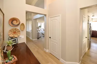 362 E Horseshoe Avenue, Gilbert, AZ 85296 - Photo 7