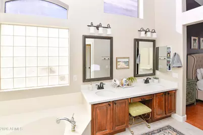 362 E Horseshoe Avenue, Gilbert, AZ 85296 - Photo 53