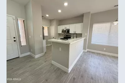 1017 S 5th Avenue, Avondale, AZ 85323 - Photo 5