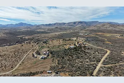 11401 S Hackberry Trail #-, Mayer, AZ 86333 - Photo 9