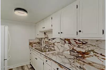 3350 W Las Palmaritas Drive, Phoenix, AZ 85051 - Photo 3