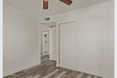 3350 W Las Palmaritas Drive, Phoenix, AZ 85051 - Photo 9