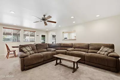 3223 E Weldon Avenue, Phoenix, AZ 85018 - Photo 15