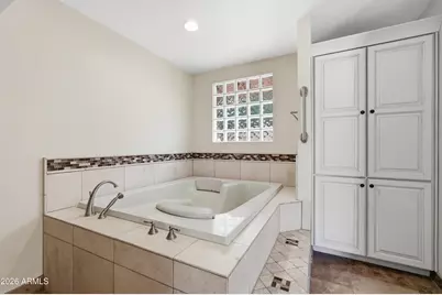 3223 E Weldon Avenue, Phoenix, AZ 85018 - Photo 33