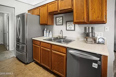 6715 N 81st Drive, Glendale, AZ 85303 - Photo 13