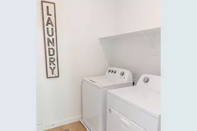 4618 S 23rd Place, Phoenix, AZ 85040 - Photo 9