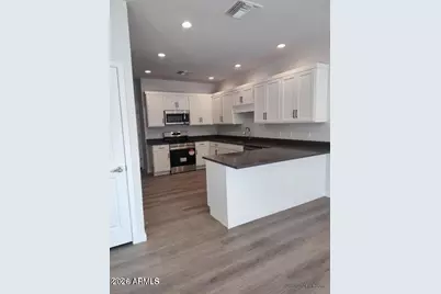 2030 E Michigan Avenue #9, Phoenix, AZ 85022 - Photo 5