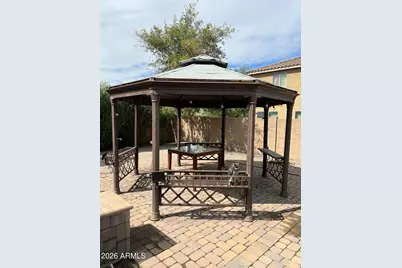 2552 W Saint Catherine Avenue, Phoenix, AZ 85041 - Photo 13