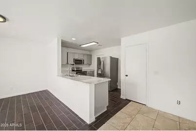 11223 W Glenrosa Avenue, Phoenix, AZ 85037 - Photo 11