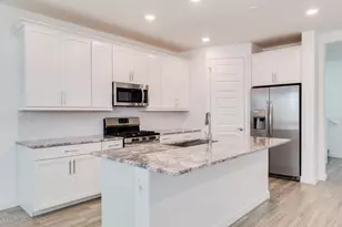 1070 E Marlin Dr, Chandler, AZ 85286 - Photo 3