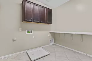 9382 W Louise Dr, Peoria, AZ 85383 - Photo 43