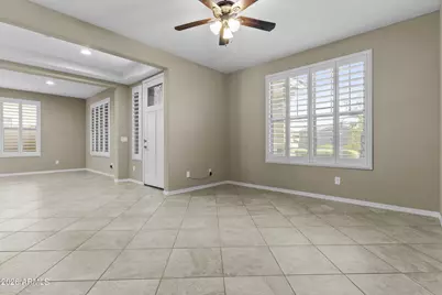 9382 W Louise Drive, Peoria, AZ 85383 - Photo 17