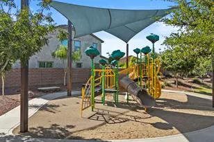 9382 W Louise Dr, Peoria, AZ 85383 - Photo 59