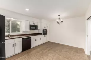 6935 E 4th St, Scottsdale, AZ 85251 - Photo 9