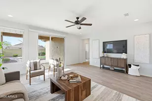 6418 W Madre Del Oro Dr, Phoenix, AZ 85083 - Photo 9