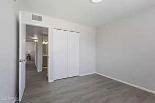 3339 W Shaw Butte Dr, Phoenix, AZ 85029 - Photo 9