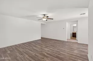 354 E Ridgeview Trl, Casa Grande, AZ 85122 - Photo 19