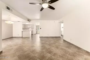 9550 N 94th Pl, Scottsdale, AZ 85258 - Photo 11