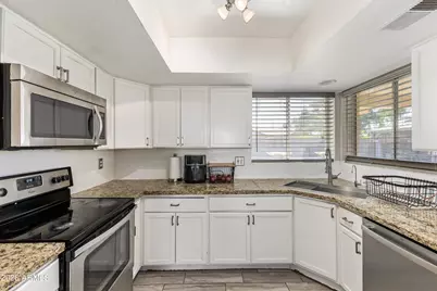 535 W Pantera Avenue, Mesa, AZ 85210 - Photo 13