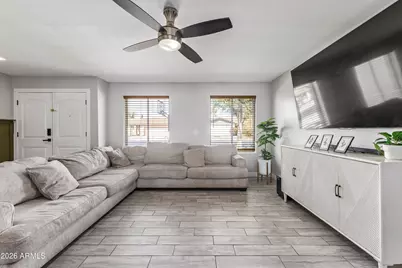 535 W Pantera Avenue, Mesa, AZ 85210 - Photo 5