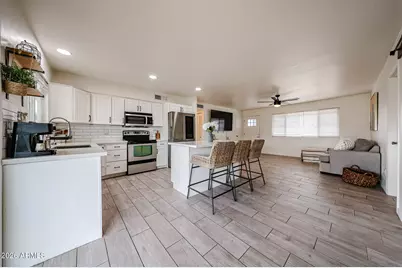 5743 S Westfall Avenue, Tempe, AZ 85283 - Photo 7