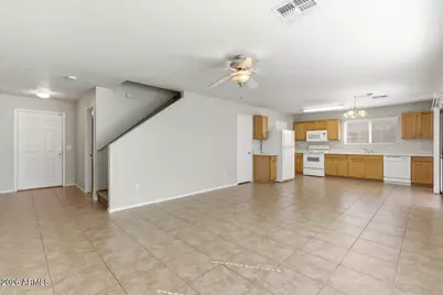 2413 E Hazeltine Way, Chandler, AZ 85249 - Photo 9