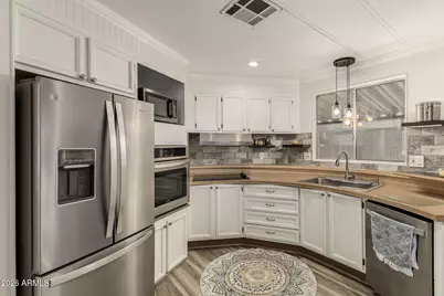 10960 N 67th Avenue #156, Glendale, AZ 85304 - Photo 3