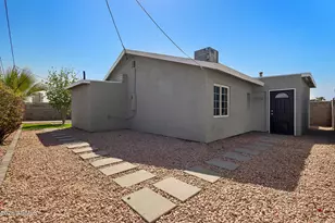 846 W Mitchell Dr, Phoenix, AZ 85013 - Photo 27