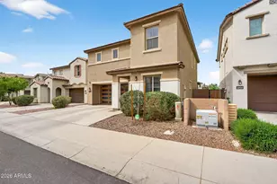 690 N Sparrow Ct, Gilbert, AZ 85234 - Photo 3