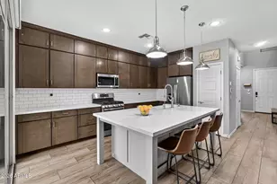 690 N Sparrow Ct, Gilbert, AZ 85234 - Photo 11