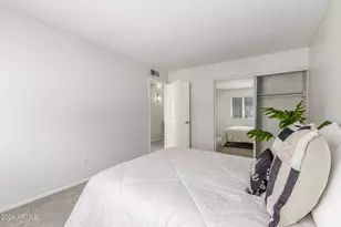 10207 North 8th St, Phoenix, AZ 85020 - Photo 11