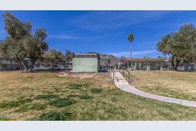 10207 N 8th Street #A, Phoenix, AZ 85020 - Photo 17