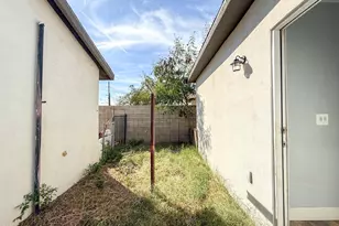 2427 W Yavapai St, Phoenix, AZ 85009 - Photo 29