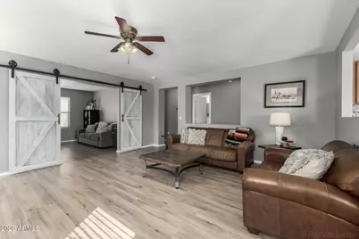 8531 E Kiowa Avenue, Mesa, AZ 85209 - Photo 9