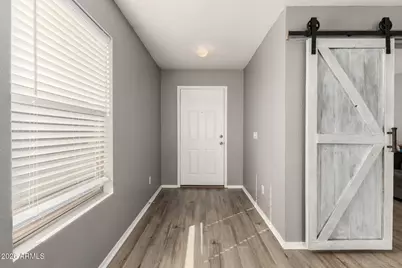 8531 E Kiowa Avenue, Mesa, AZ 85209 - Photo 5