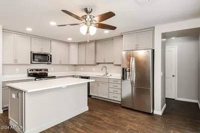 8938 E Plana Avenue, Mesa, AZ 85212 - Photo 7