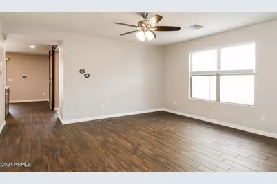 8938 E Plana Avenue, Mesa, AZ 85212 - Photo 5